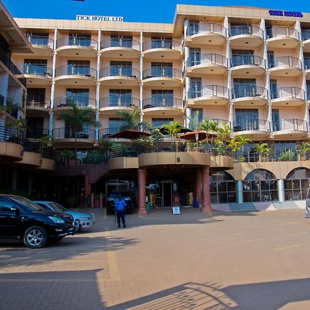 The Tick Hotel Kampala Eksteriør billede